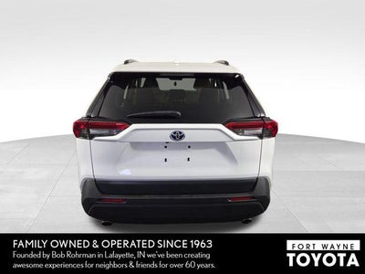 2021 Toyota RAV4 Hybrid XLE
