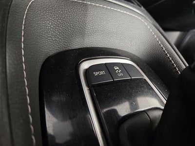 2022 Toyota Corolla Hatchback SE