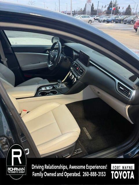 2023 Genesis G70 2.0T