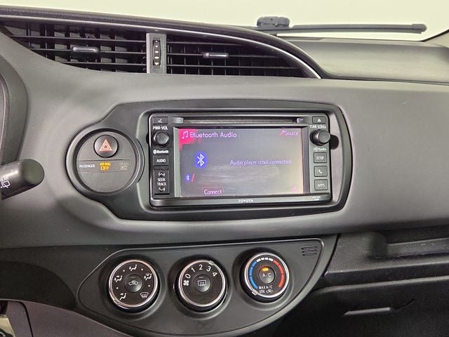 2015 Toyota Yaris SE