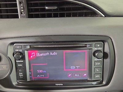 2015 Toyota Yaris SE