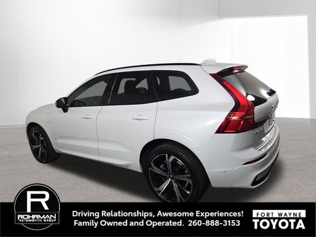 2022 Volvo XC60 Recharge Plug-In Hybrid T8 R-Design