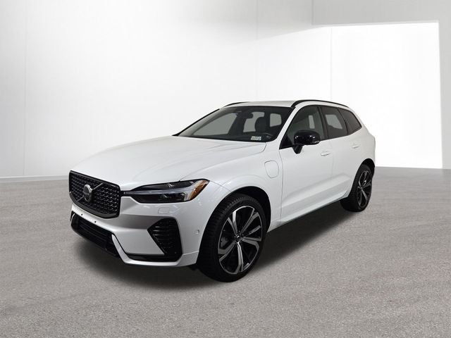 2022 Volvo XC60 Recharge Plug-In Hybrid T8 R-Design