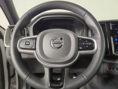 2022 Volvo XC60 Recharge Plug-In Hybrid T8 R-Design