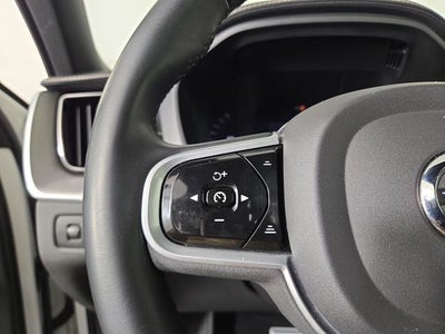 2022 Volvo XC60 Recharge Plug-In Hybrid T8 R-Design