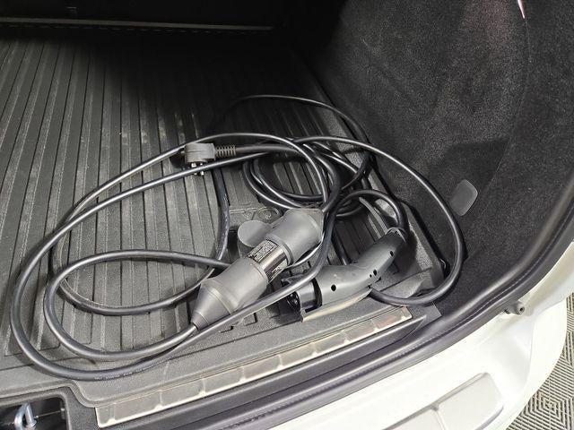 2022 Volvo XC60 Recharge Plug-In Hybrid T8 R-Design